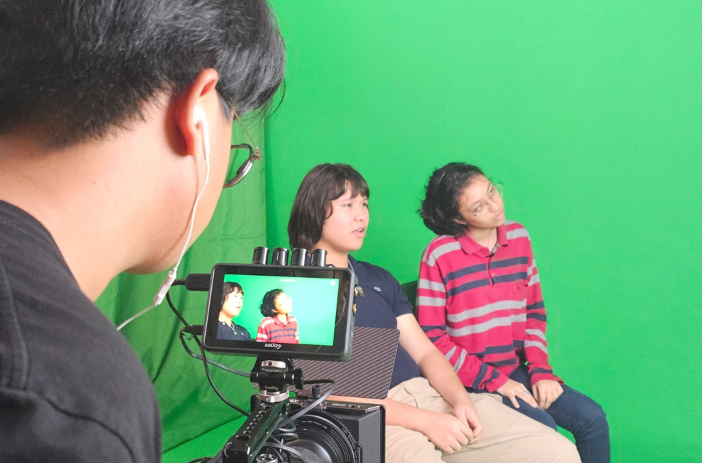 Acting for Film – Version Comedy. We had a lot of fun (as you can see from the pictures) and did some serious work.